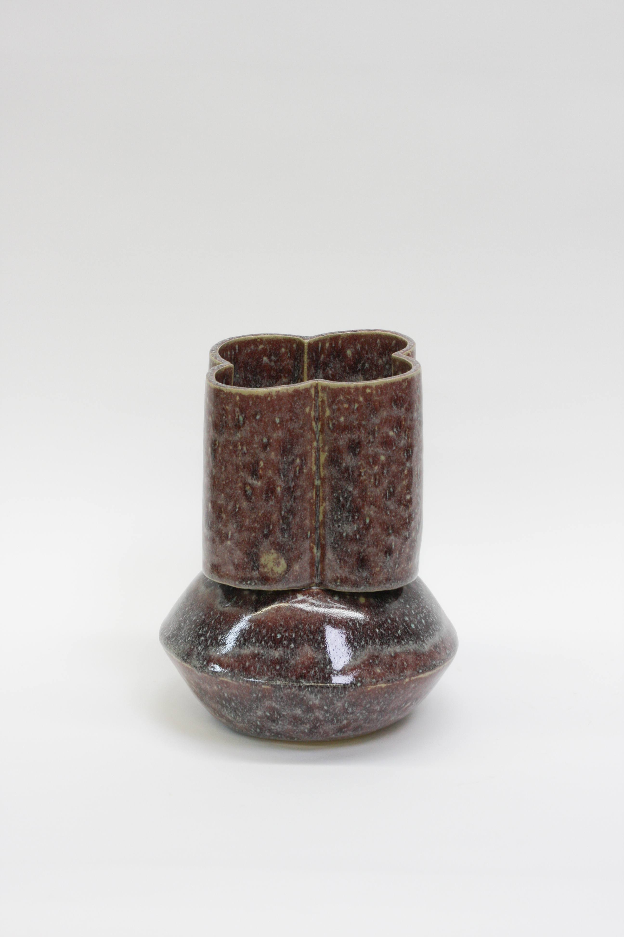 Oval Scallop Vase